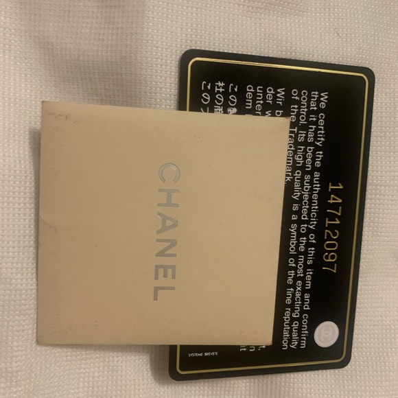 Pre-Owned Chanel GST Quilt Caviar Black Silver hardware. - Picture 7 of 8